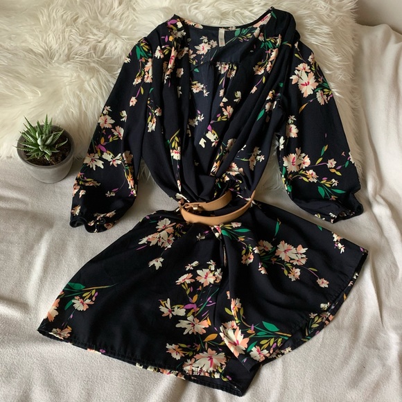 Gilli Pants - Gilli 3/4 Sleeve Wrap V-Neck Navy Floral Playsuit